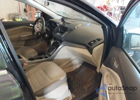 2013 Ford Escape Se z USA, uszkodzony, nr VIN 1FMCU0G99DUA80348